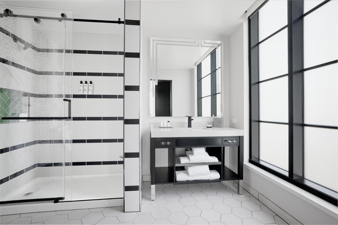Hotel The Godfrey Detroit, Curio Collection By Hilton Exteriér fotografie